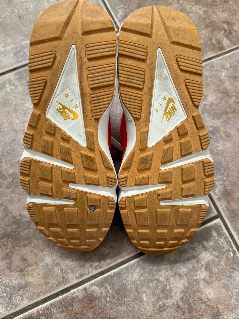 Nike Air Size 9.5 - Picture 6 of 7